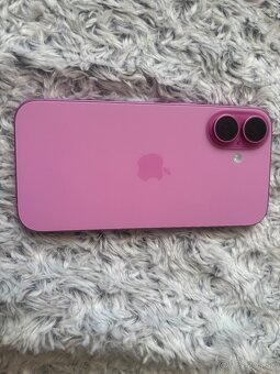 Predám iPhone 16 128GB pink - 2