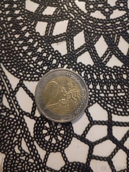 2€ - 2