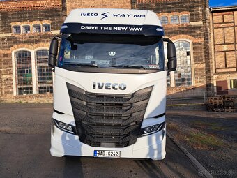 IVECO S-WAY 450 LNG - 2