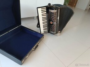 Predám Harmonie Accordion Royal Standar SELECTA (cassotto) - 2