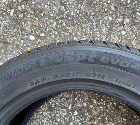 ZIMNÉ pneumatiky 225/55 R17 Hankook W320 Winter i  cept EVO2 - 2