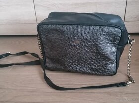 Dámska crossbody kabelka. - 2