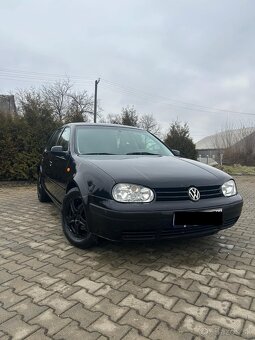 Volkswagen Golf - 2