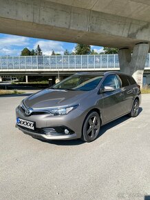 Toyota Auris Touring Sports 1.6 l Valvematic - 2