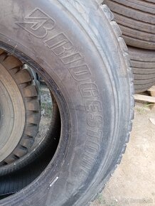 1ks 315/80 R22,5 Bridgestone M729 / M730 - 2