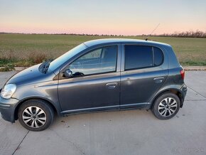 Toyota Yaris 1.0 VVT-i Terra - 2