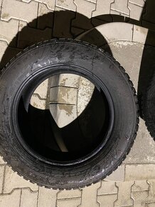 Gumi 215/65r17 zimné - 2