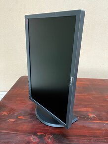 Lenovo ThinkVision LT2452pwC - 2