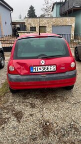 Renault clio - 2