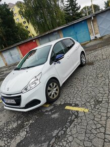 Peugeot 208 - 2