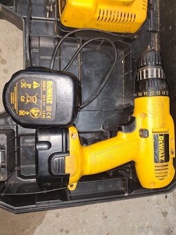 Dewalt - 2