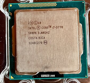 CPU Intel i7 3770 s originálnym chladičom - 2