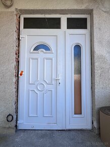 Vchodové plastové dvere - 2