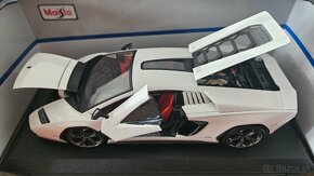 Maisto 1:18 Lamborghini Countach LPI 800-4 - 2