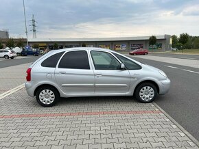 Citroen Xsara Picasso 1.6i 16V ČR digi klima - 2