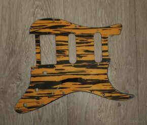 Pickguard  JAPAN - 2