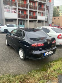 Seat Cordoba 1.4 V16 2006 benzín (55 kW) - 2