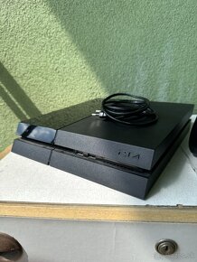 ❗️Skvelý darček - PLAYSTATION 4 ⬇️ - 2