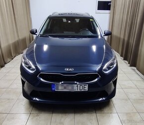 Kia Ceed SW 1,6 CRDi A7 DCT MHEW Gold - 2