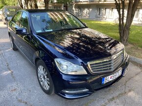 Mercedes Class C, 220 CDI, AT7, garážovaný, málo kilometrov - 2