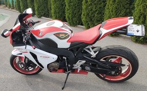 Honda CBR 1000 RR - 2