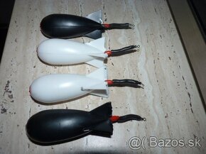 Predam nove male RAKETKY,10 cm,4 ks-15 eur - 2