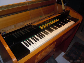 Harmonium Petrof - 2