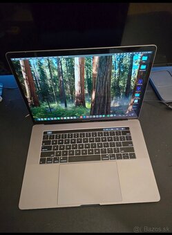 Predám Macbook pro i9 s touchbarom 2018 - 2