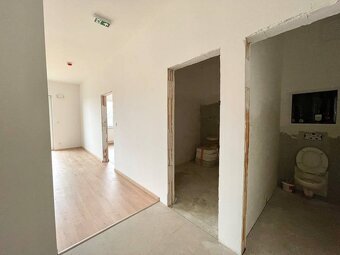 2-IZBOVÝ APARTMÁN S PREDZÁHRADKOU, Jána Ondruša, Stupava, NA - 2