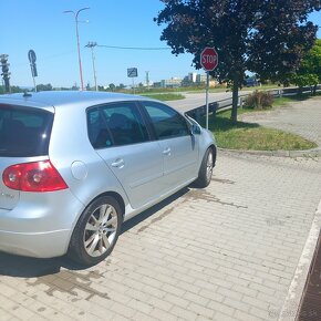 Golf 5 - 2