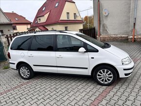 Volkswagen Sharan 1.9TDI 85kW 2010 181512km 4x4 SPORT - 2