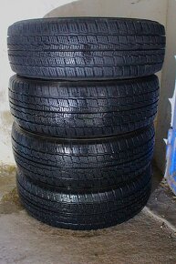 HANKOOK..6-7MM..ZIMNA..SADA...215/60 r17c../Záťažové/..6-7MM - 2