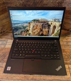 Lenovo Thinkpad T14s - 2