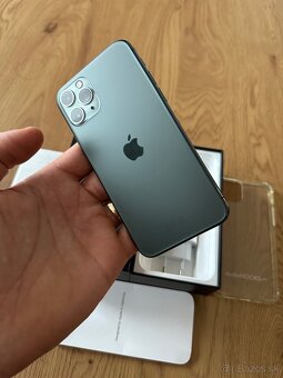 iPhone 11 Pro 64 gb Midnight green v záruke - 2