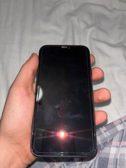 Iphone 11 64GB čierny - 2