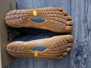 Vibram Fivefingers barefoot Bežecké dámske topánky V-Trek - - 2