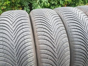 Zimne 215/65R16 Michelin - 2