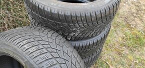 Predám sadu pneu DUNLOP SP 245/50 18R-RFT.Lacno. - 2