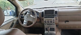 Nissan Pathfinder 2005, 2.5L, 128kW, 4x4, 7-miestne SUV - 2