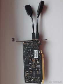 Quadro P1000 4GB VRAM GDDR5 - 2