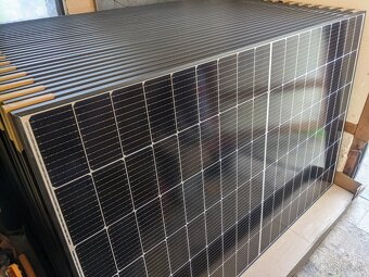 Fotovoltaické panely 415Wp - čierny rám - akciová cena - 2