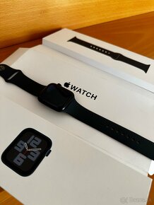 Apple watch SE (gen2) 44 mm midnight aluminium - 2