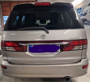 TOYOTA  PREVIA - 2