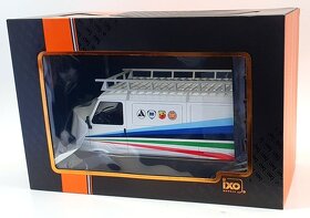 Fiat 242 Van Rallye  Assistance Fiat Abarth 1980 1:18 IXO - 2