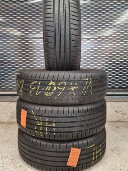 2x Continental 2x Bridgestone 205/60 R16 letné - 2