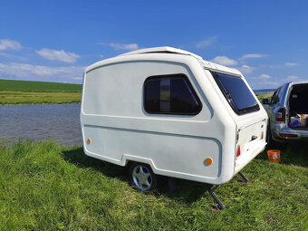 Privesny polsky karavan Niewiadow N126 Solar SK značky - 2