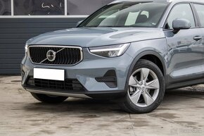 Volvo XC40 B3 Core A/T/Grey/ - 2