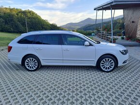 Škoda Superb Combi 2.0 TDI - 2