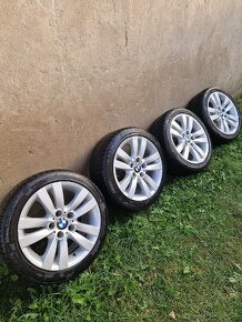 Predám hliníkové disky BMW s pneu 225/45 r17 - 2