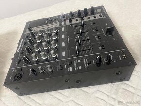 Pioneer DJM 750 - 2